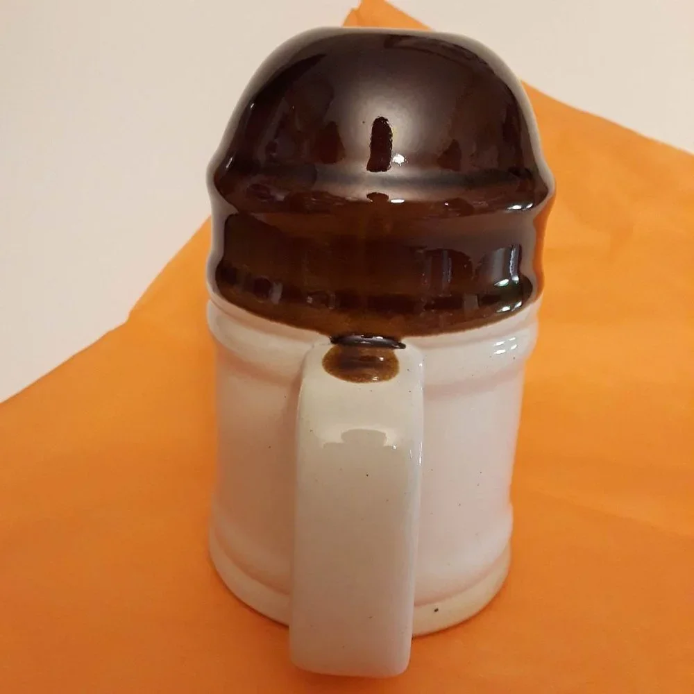 REPLACEMENT SALT OR PEPPER SHAKER - DRIP GLAZE CERAMIC - 5-HOLE TOP - 5.5
